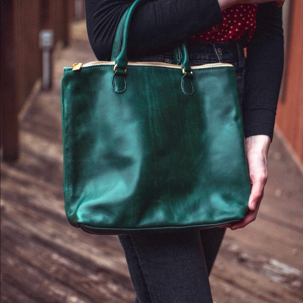 Sseko Designs Agave Zip Top Leather Crossbody Bag